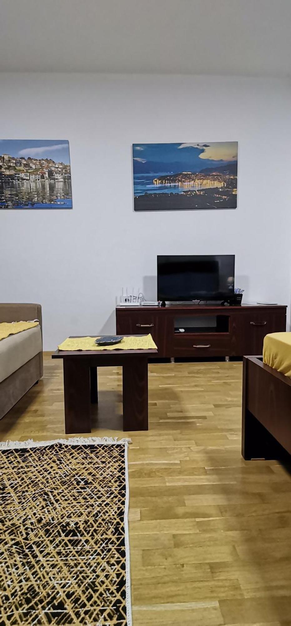 Center Apartment Delfina أوهغيد المظهر الخارجي الصورة