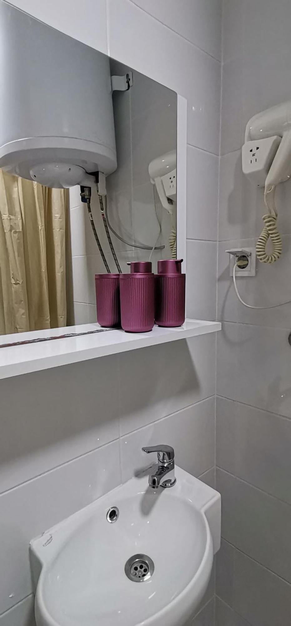Center Apartment Delfina أوهغيد المظهر الخارجي الصورة