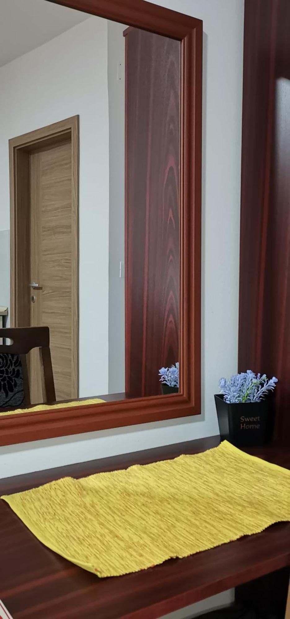 Center Apartment Delfina أوهغيد المظهر الخارجي الصورة