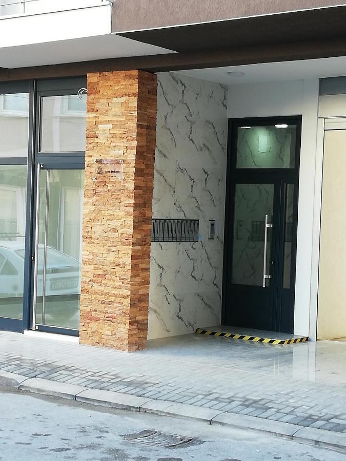 Center Apartment Delfina أوهغيد المظهر الخارجي الصورة