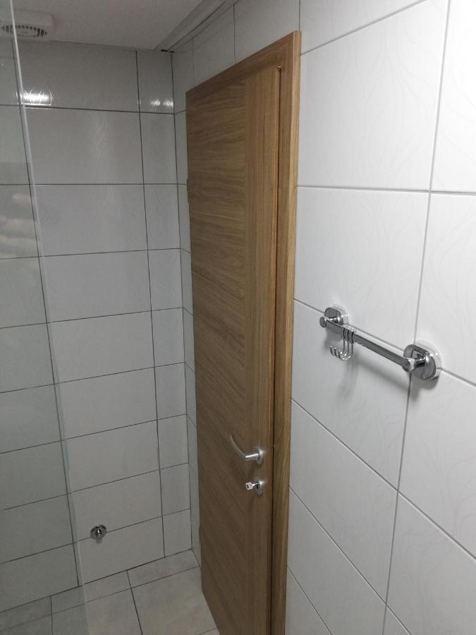Center Apartment Delfina أوهغيد المظهر الخارجي الصورة